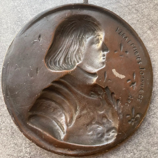 Fonte Grande médaille Jeanne d'Arc 1412-1431 E. d'Ogonne 123 mm 334 gr