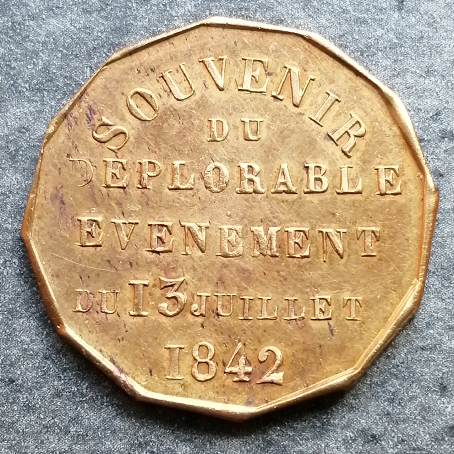 Jeton Duc d Orléans Souvenir du deplorable évènement du 13 juillet 1842 5.23 gr
