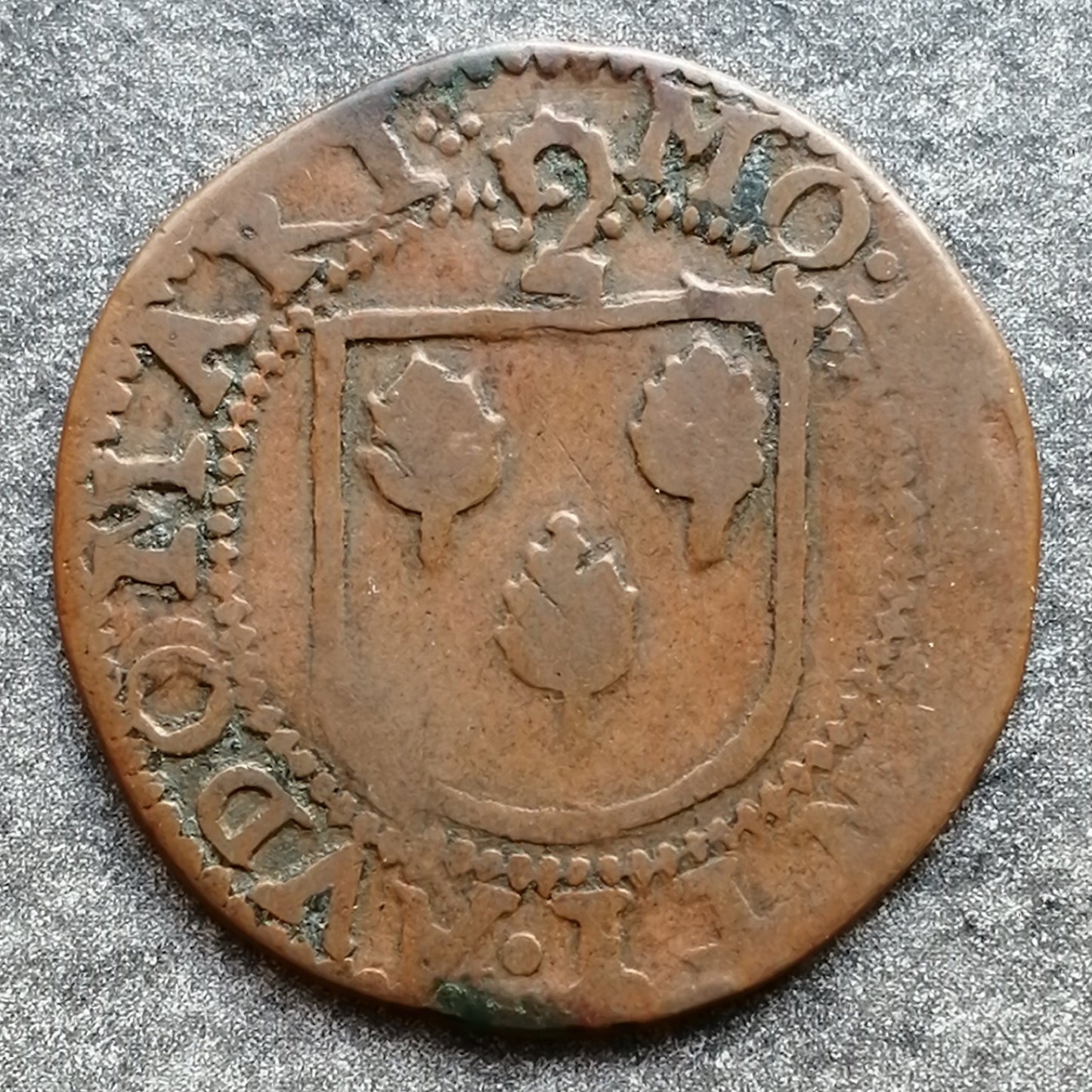 Méreau Saint Omer 1526 Refrappe sur Liard de France 3.81 gr