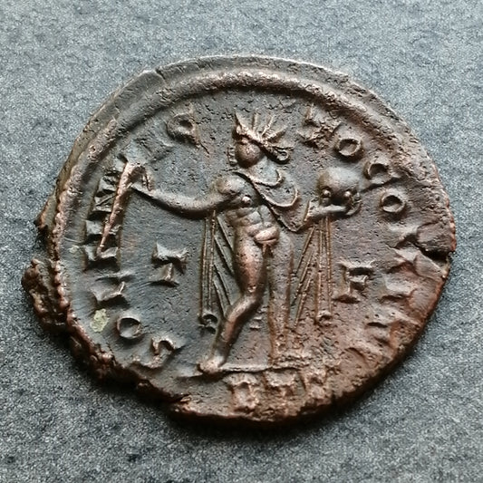 Constantin Ier (306-337) Follis Soli Invicto Comiti Trêves 2.86 gr 20 mm
