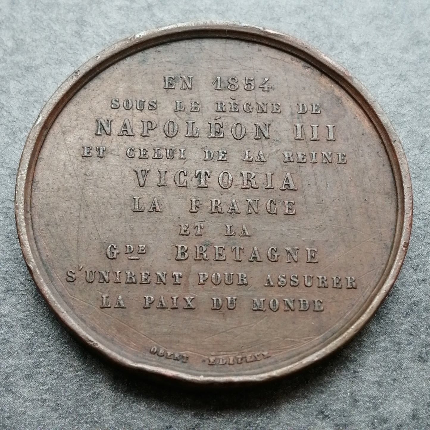 Médaille Napoléon III et Victoria pour la Paix dans le Monde 1854 Bronze 22.17 gr 36.5 mm