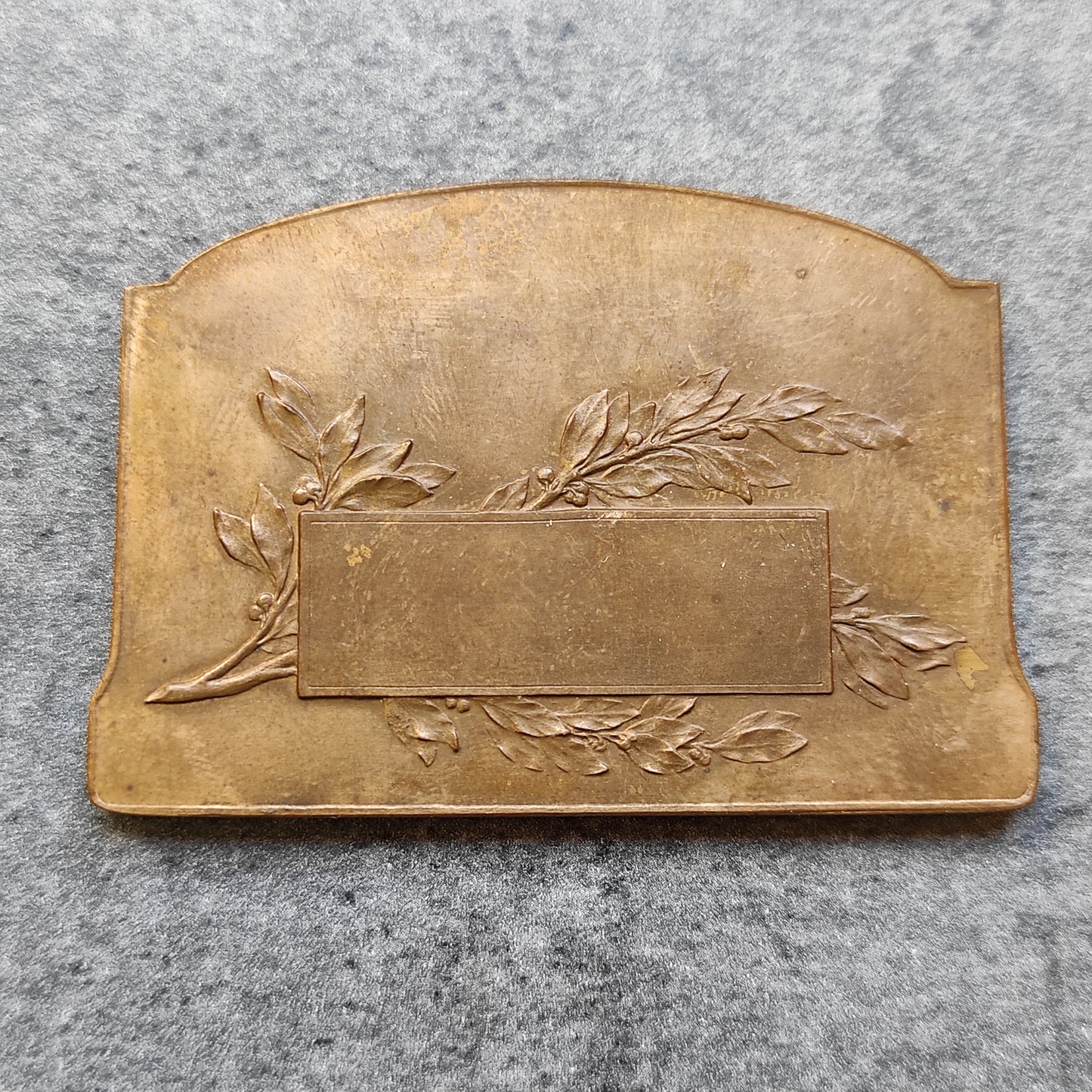 Plaquette Automobile 1906 en Bronze par Coudray 65 x 45 mm 68.59 gr