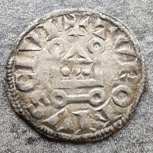 Louis VIII (1223-1226) Louis IX (1226-1245) Denier Tournois 0.94 gr 18mm