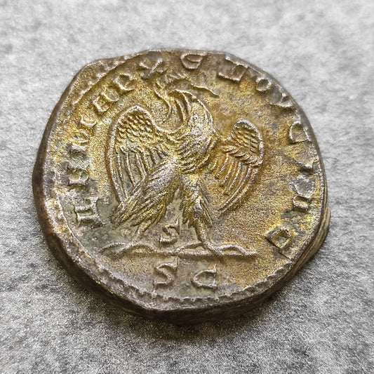 Volusien (251-253) Tétradrachme Syro-phénicien Antioche 13.03 gr 22 mm