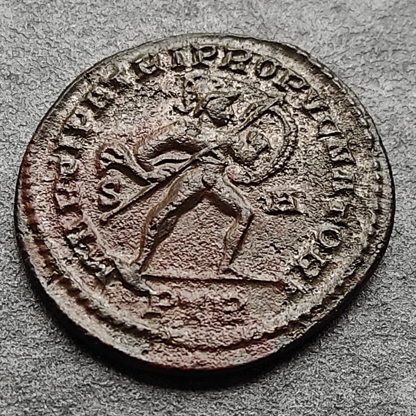 Constantin (307-337) Follis MARTI PATRI PROPVGNATORI Trêves 7.59 gr