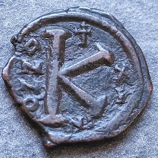 Empire Byzantin Justin II et Sophie (565-578) Demi Follis - Nicomédie - 5.45 gr