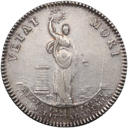 Token Academy y hermosas letras Vetat Mori Luis XV Plata 8,23 gr 31 mm
