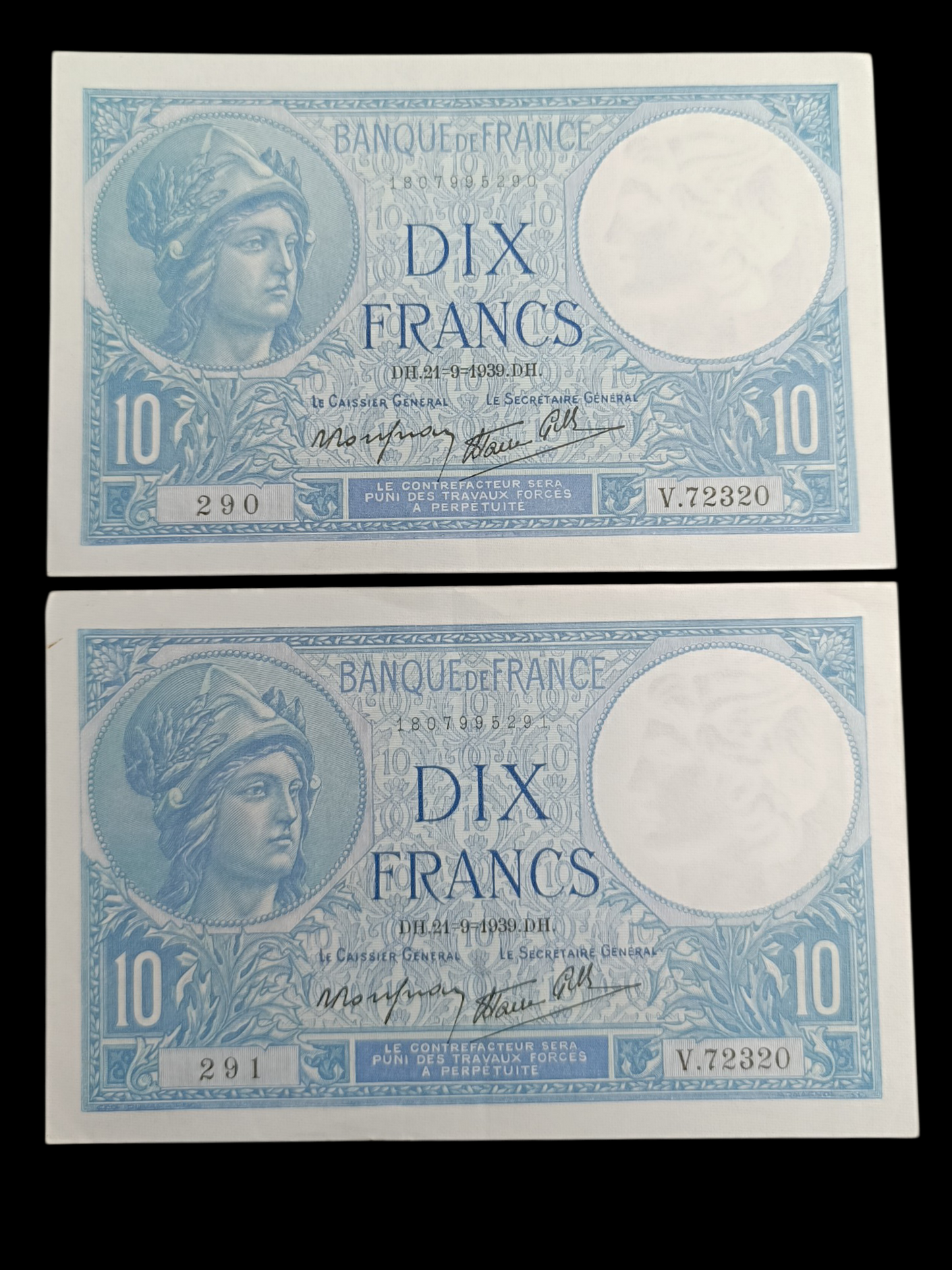 Lot de 2 billets numéros consécutifs 10 Francs Minerve 21-9-1939. État SUP/SPL