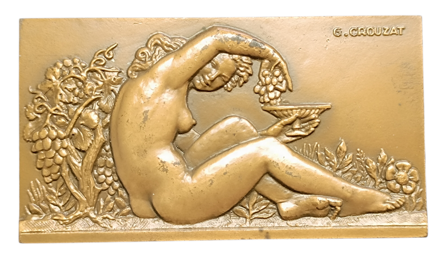 French medal by G.crouzat. Bacchante (La Vigne) 1942 Paris 155 gr