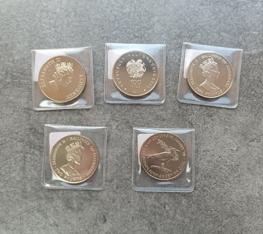 Guernesey Arménie Alderney. Lot de 5 monnaies