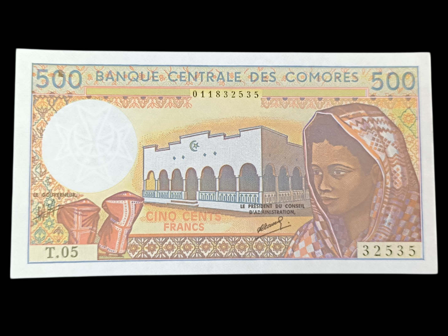 Comores billet de 500 Francs 1986. État Neuf