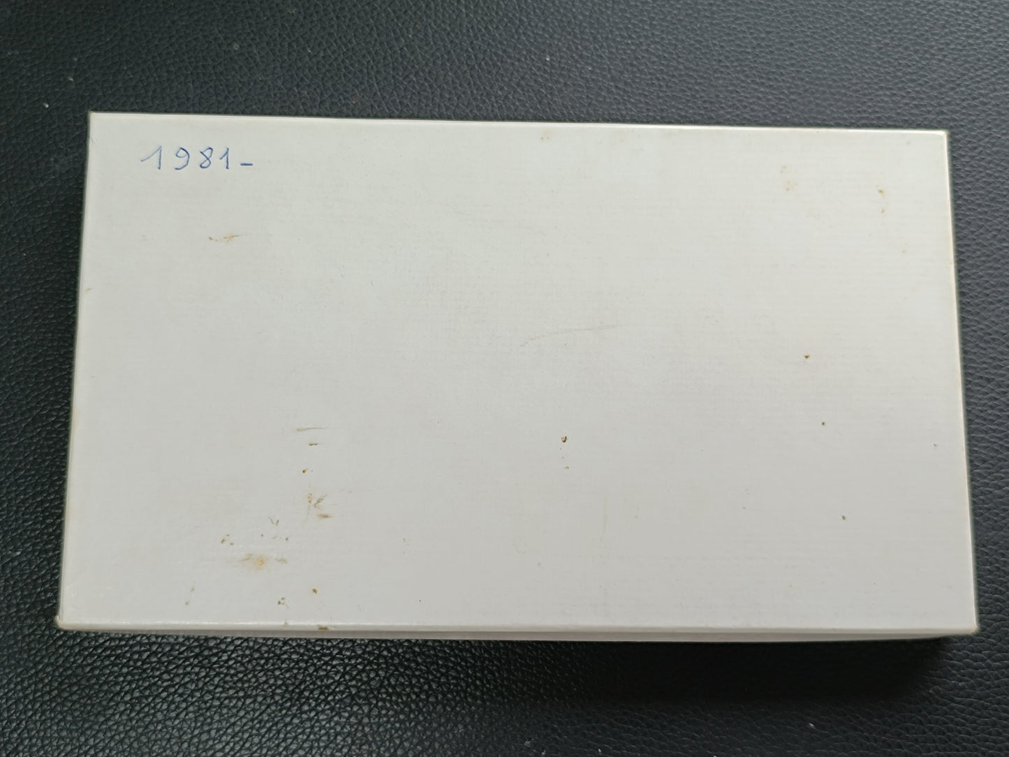 Coffret Monnaie de Paris 1981. Série Fleurs de coins. Neuf