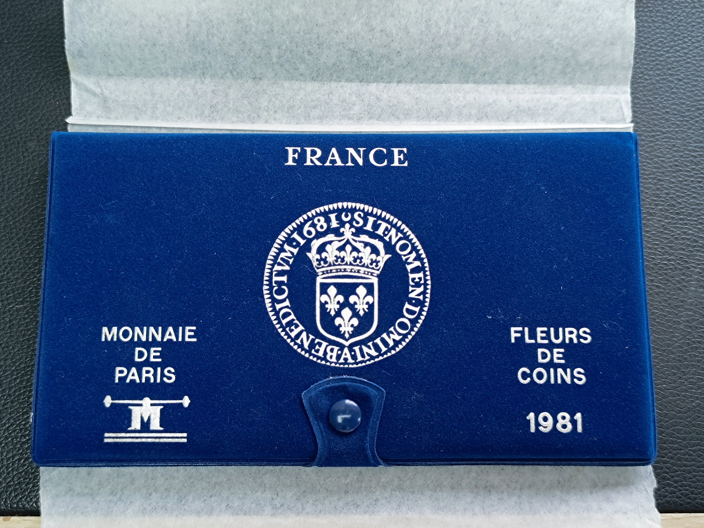 Coffret Monnaie de Paris 1981. Série Fleurs de coins. Neuf