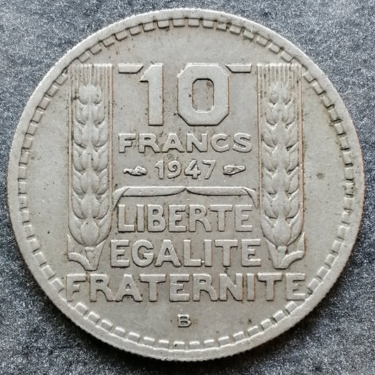 Turin 10 francs 1947 B Petite tête Rameaux courts 6,91 gr G.811