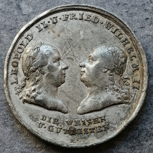 Médaille Fonte de fer Leopold II Wilhem II 1792 30.40 gr