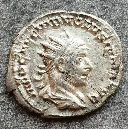 Volusien (251-253) Antoninien Concordia Avgg 3,15 gr 23 mm