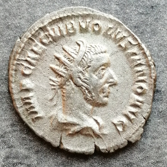 Volusien (251-253) Antoninien Concordia Avgg 3,41 gr 22 mm