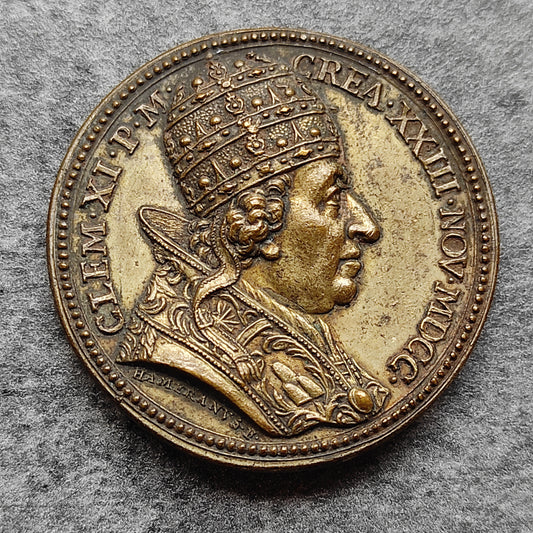 Médaille Papale Clément XI 1700 Election au Pontificat et fermeture de la porte sainte 38 mm 25,4 gr